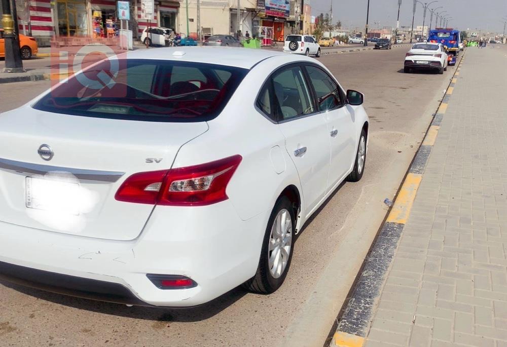 نيسان سنترا